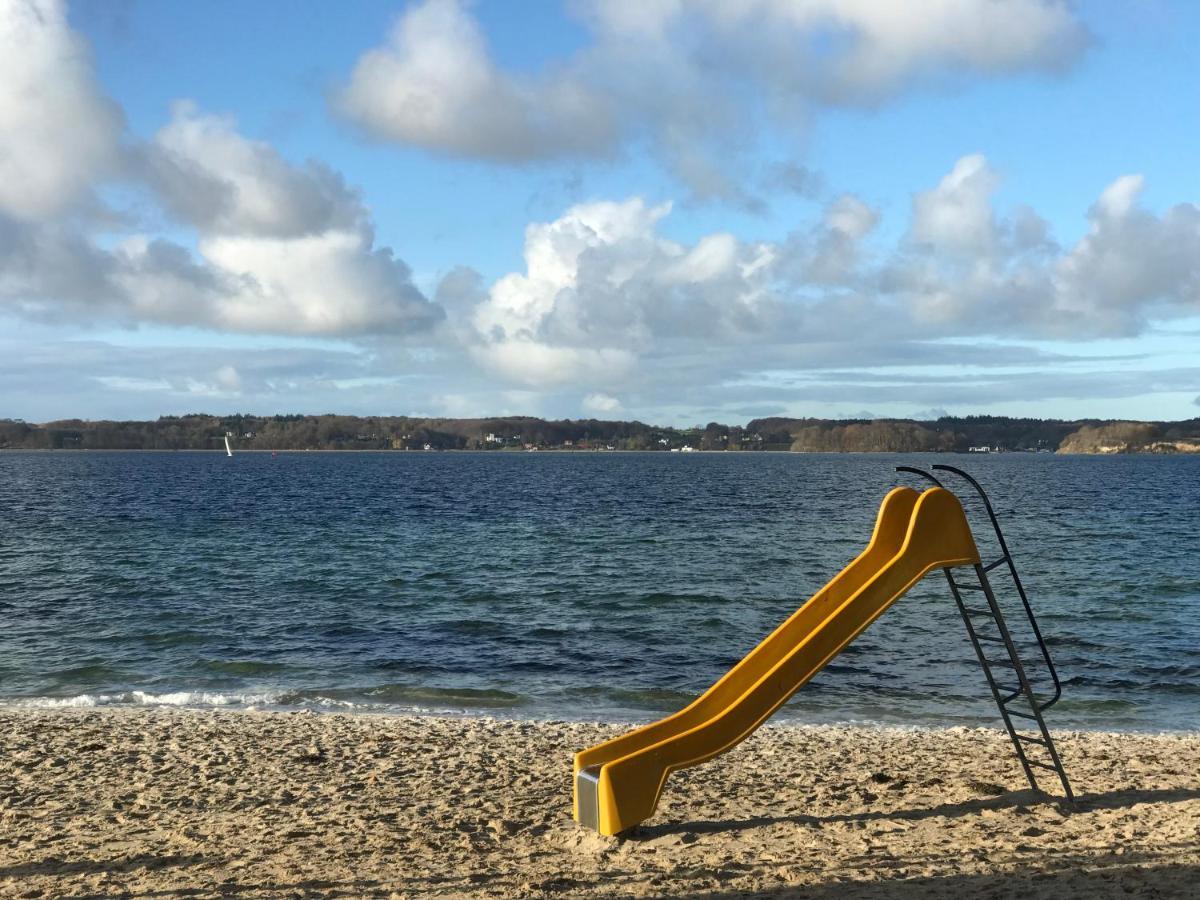 Strandblick Mit Strandkorb & Fahrraedern 글룩스부르크 외부 사진